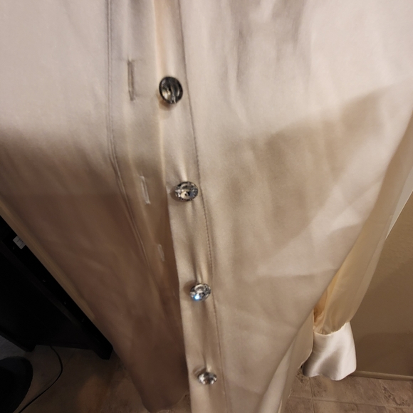 Bebe long sleeve blouse size Medium - Picture 3 of 5